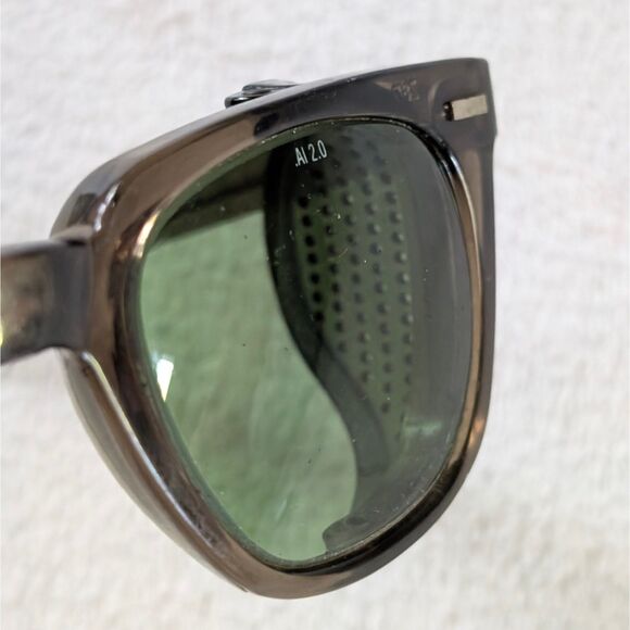 Vintage Safety Glasses Green Tinted Lens Shielded Foldable - Picture 6 of 7